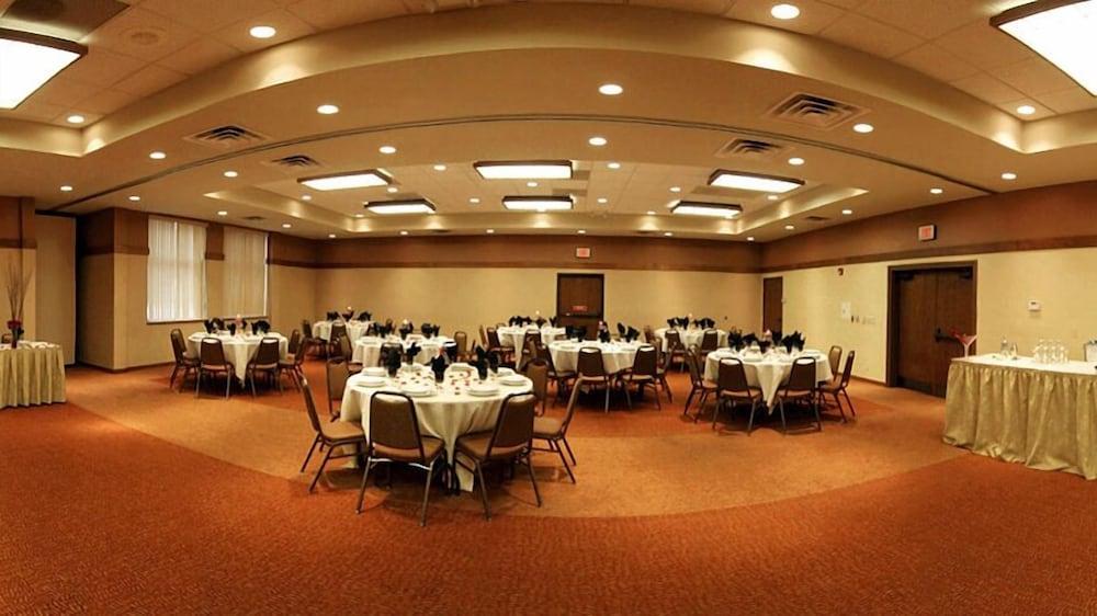 Comfort Inn Okemos - East Lansing Екстер'єр фото