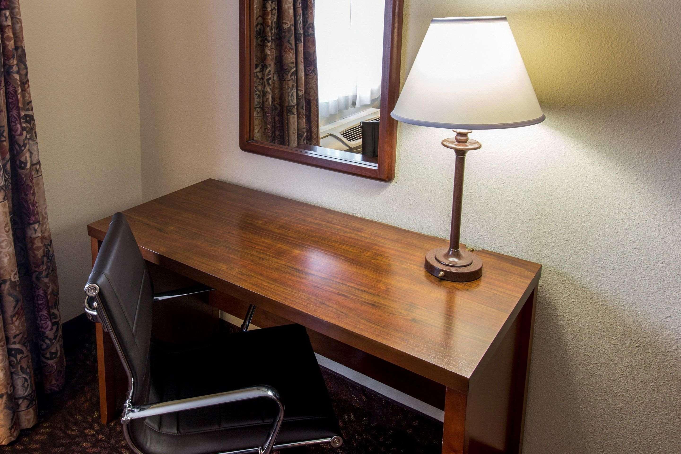 Comfort Inn Okemos - East Lansing Екстер'єр фото