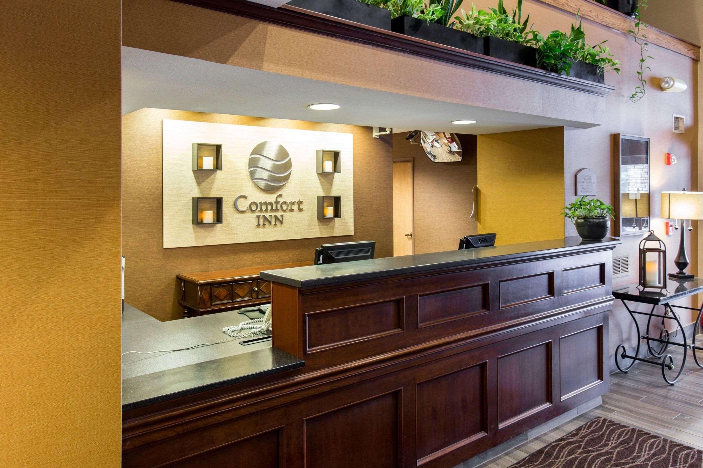 Comfort Inn Okemos - East Lansing Екстер'єр фото