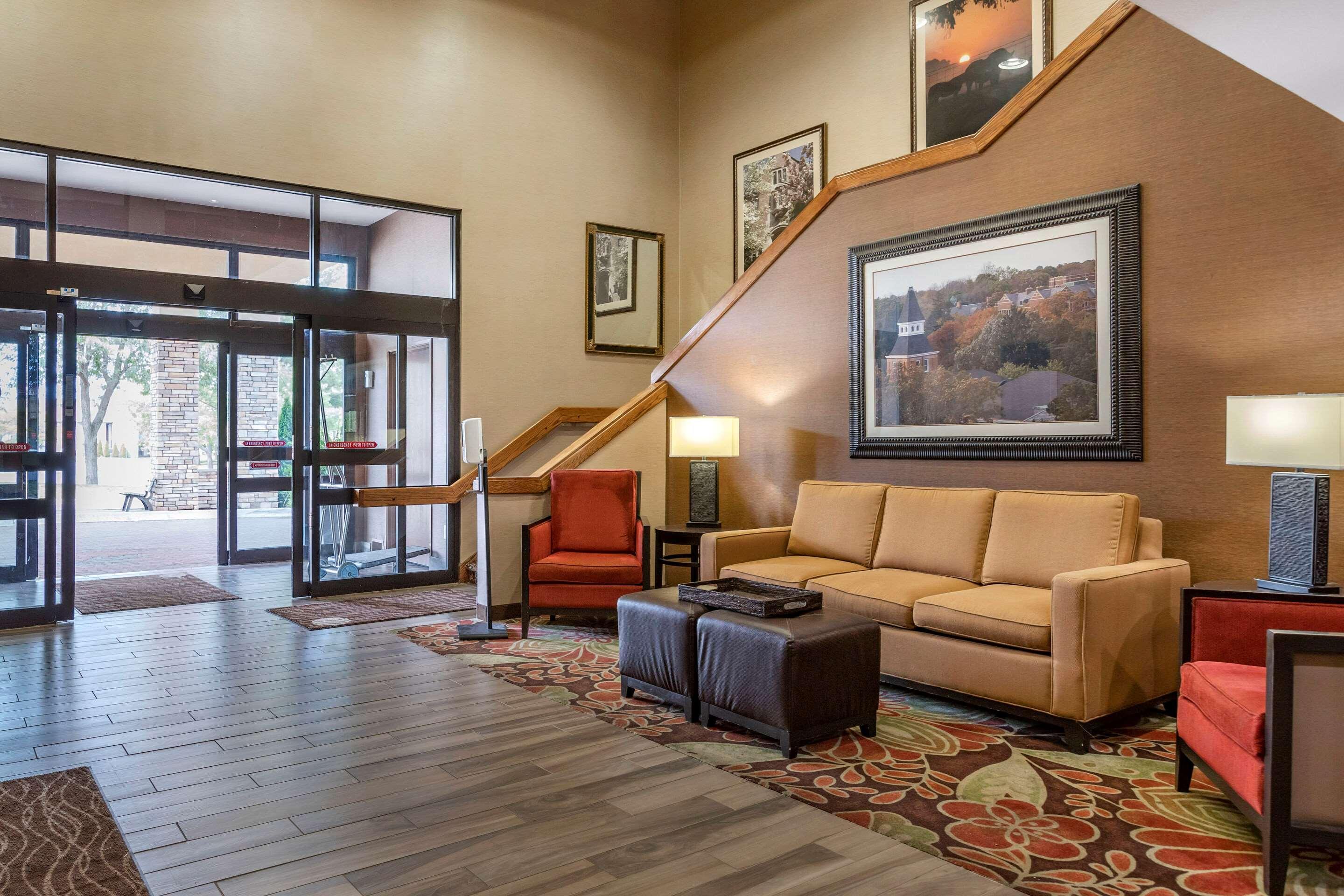 Comfort Inn Okemos - East Lansing Екстер'єр фото