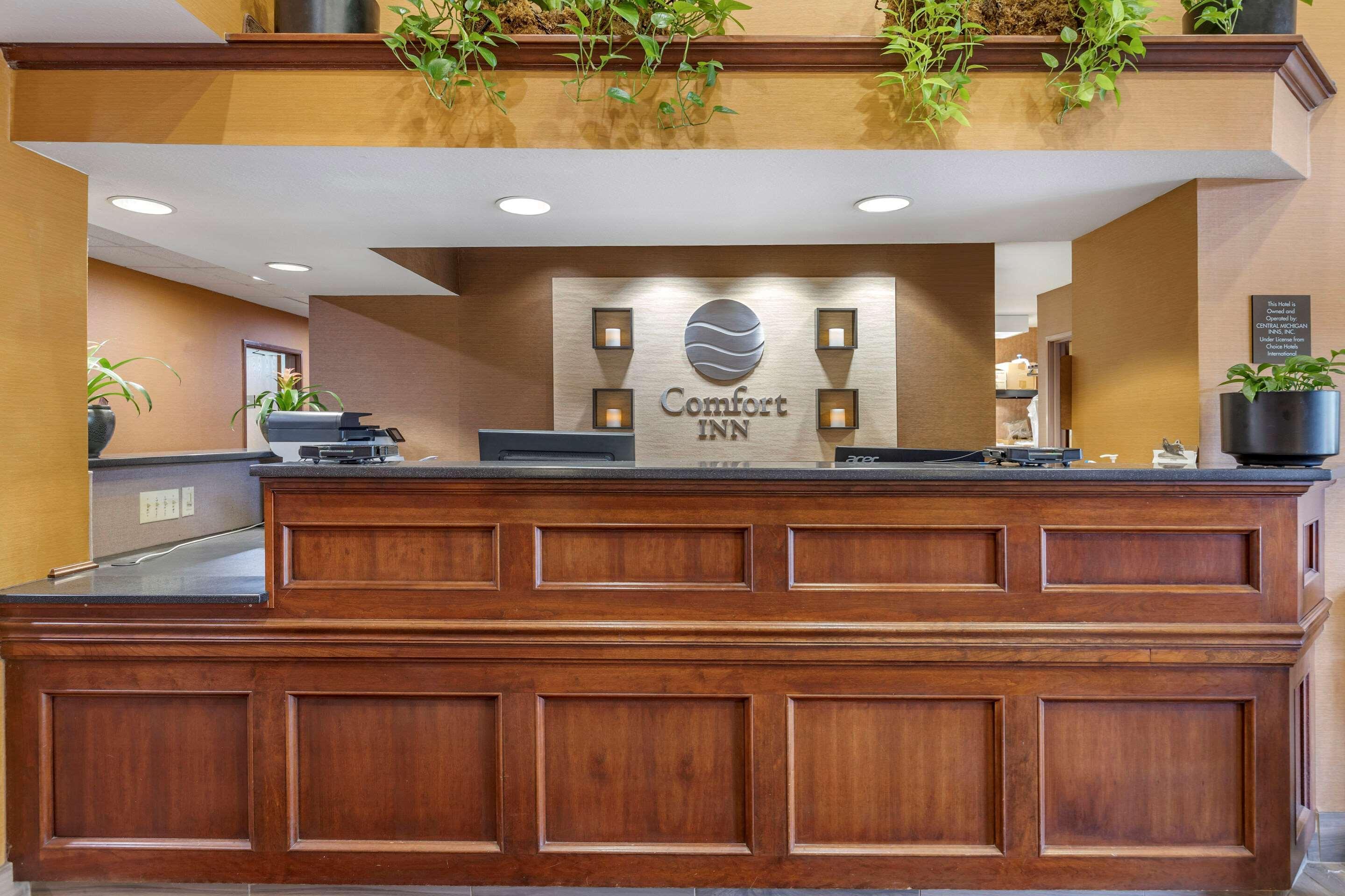 Comfort Inn Okemos - East Lansing Екстер'єр фото